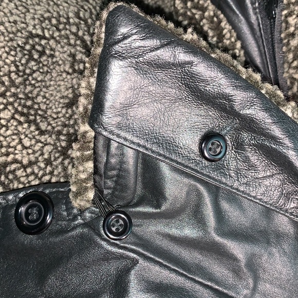 DANIER Leather Jacket w/ removable Sherpa insulation vest & collar - Picture 11 of 14